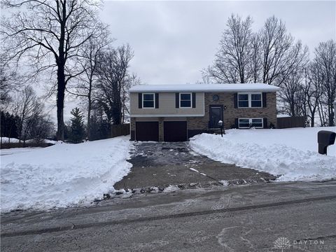 Photo of 4336 Linchmere Drive, Dayton, OH 45415 (MLS # 951549)