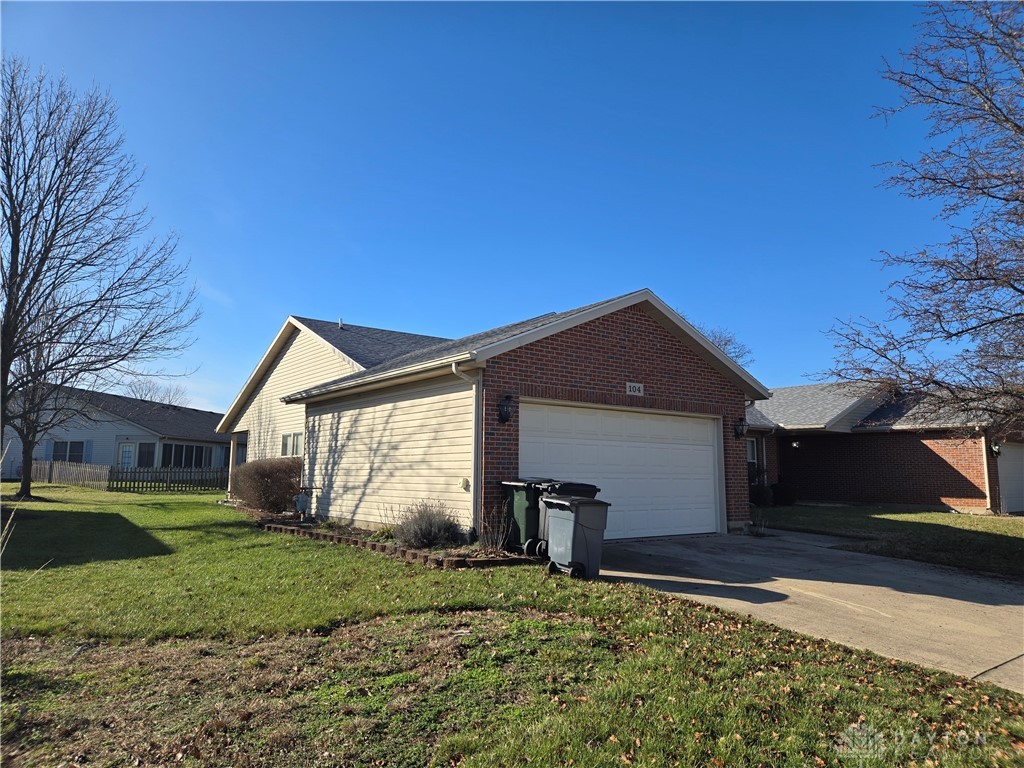 104 Brumbaugh Court, Englewood, Ohio image 2