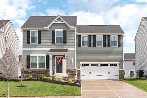 Photo of 5966 Warm Springs Drive, Middletown, OH 45042 (MLS # 955754)