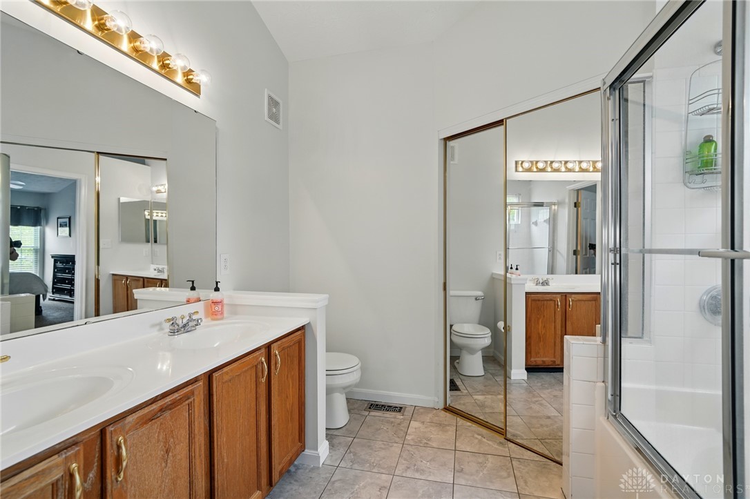 765 Beckley Farm Way, Springboro, Ohio image 24