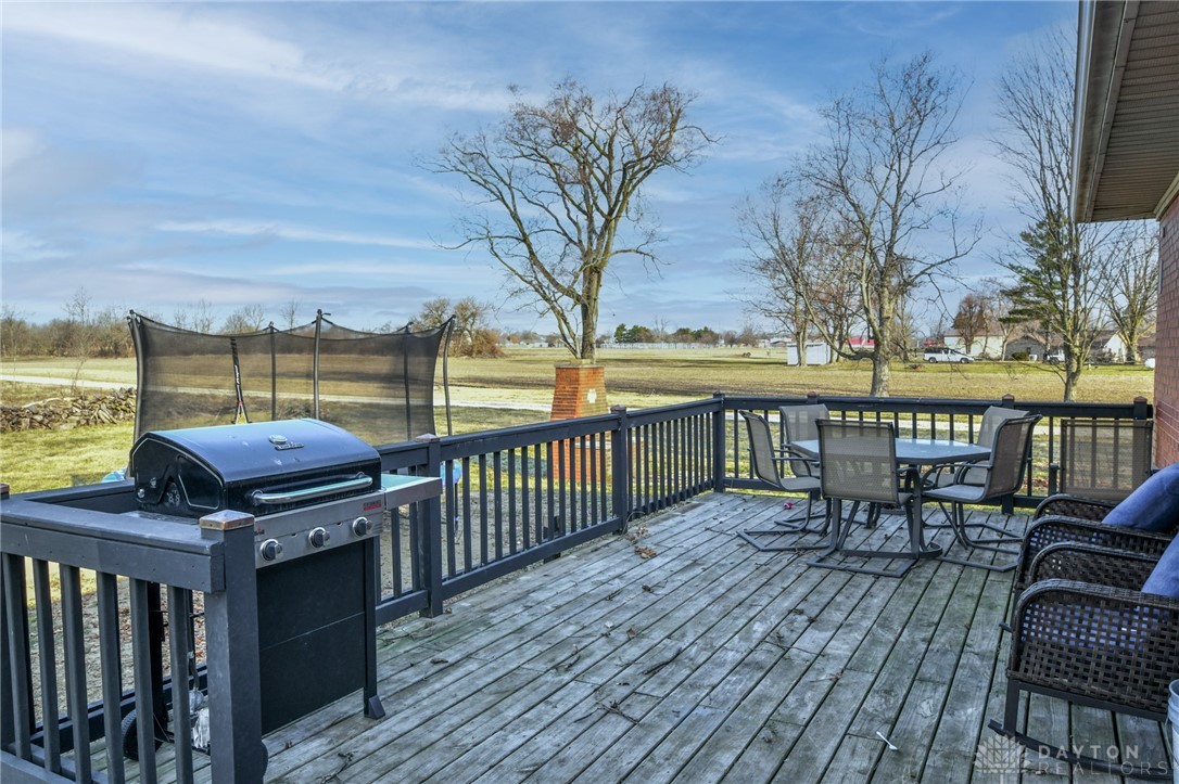 New Lebanon, Ohio 45345, United States, 3 Bedrooms Bedrooms, ,2 BathroomsBathrooms,Residential,Active,88505