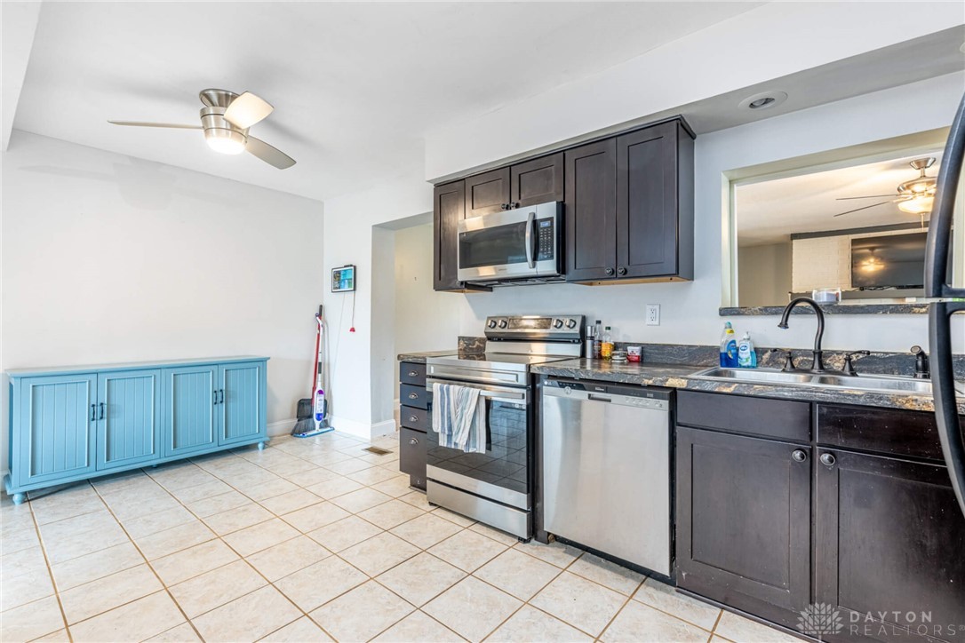 15 Woods Road, Springboro, Ohio image 10