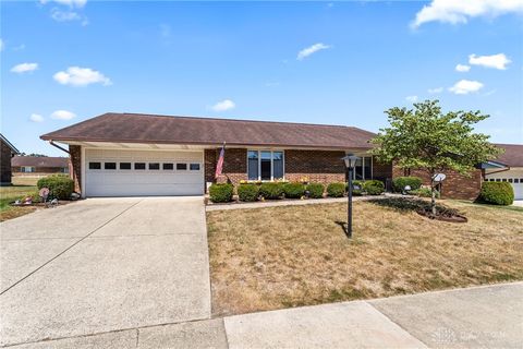 Photo of 1148 Foxboro Road, Springfield, OH 45503 (MLS # 943592)
