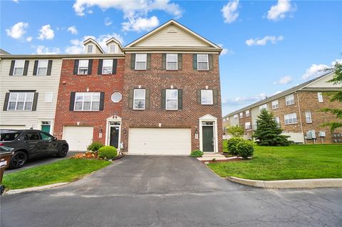 Photo of 9420 Tahoe Drive, Dayton, OH 45458 (MLS # 959146)