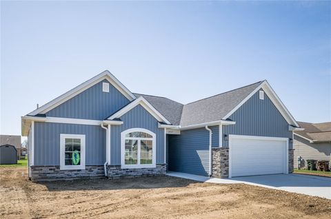 Photo of 2917 Seminole Way, Piqua, OH 45356 (MLS # 955010)