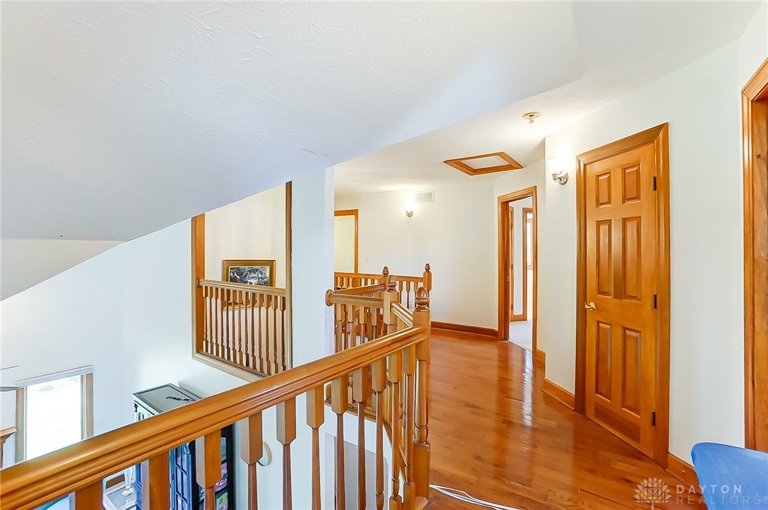 Photo 16 of 40 of 418 Mccray Boulevard house