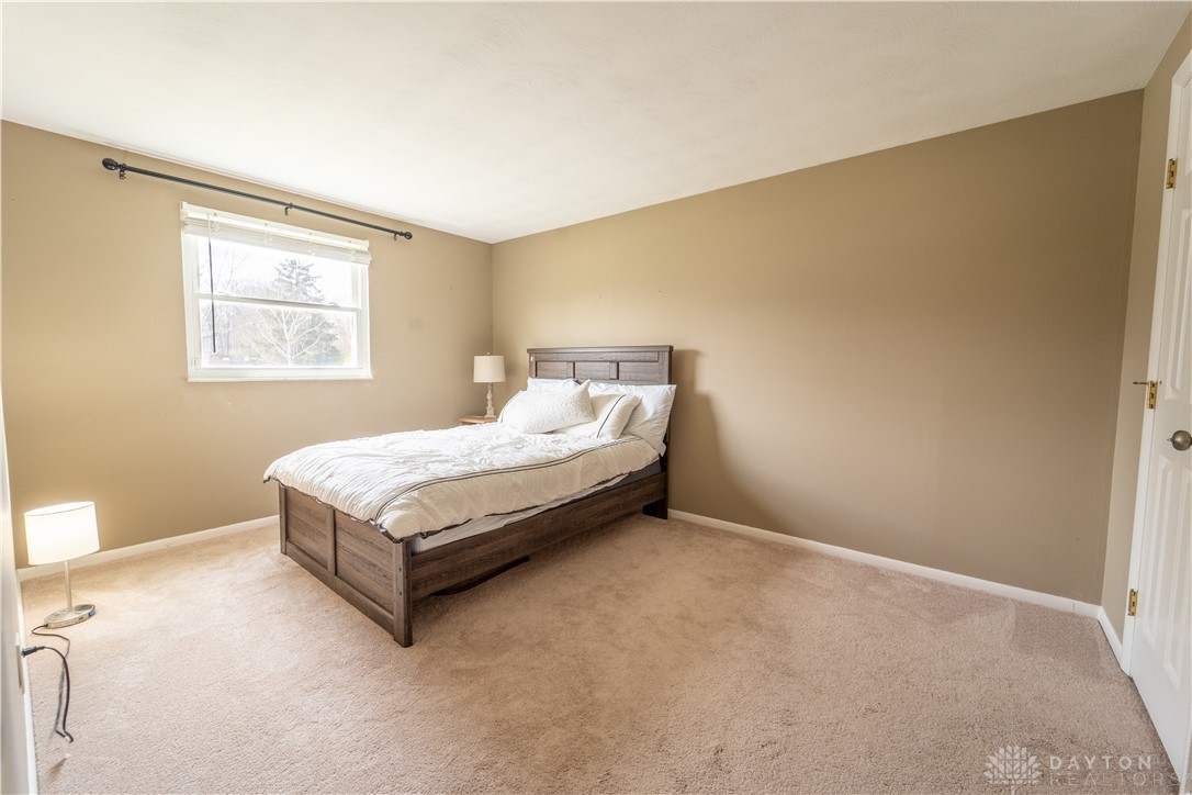 7000 Centerlawn Drive, Dayton, Ohio image 25