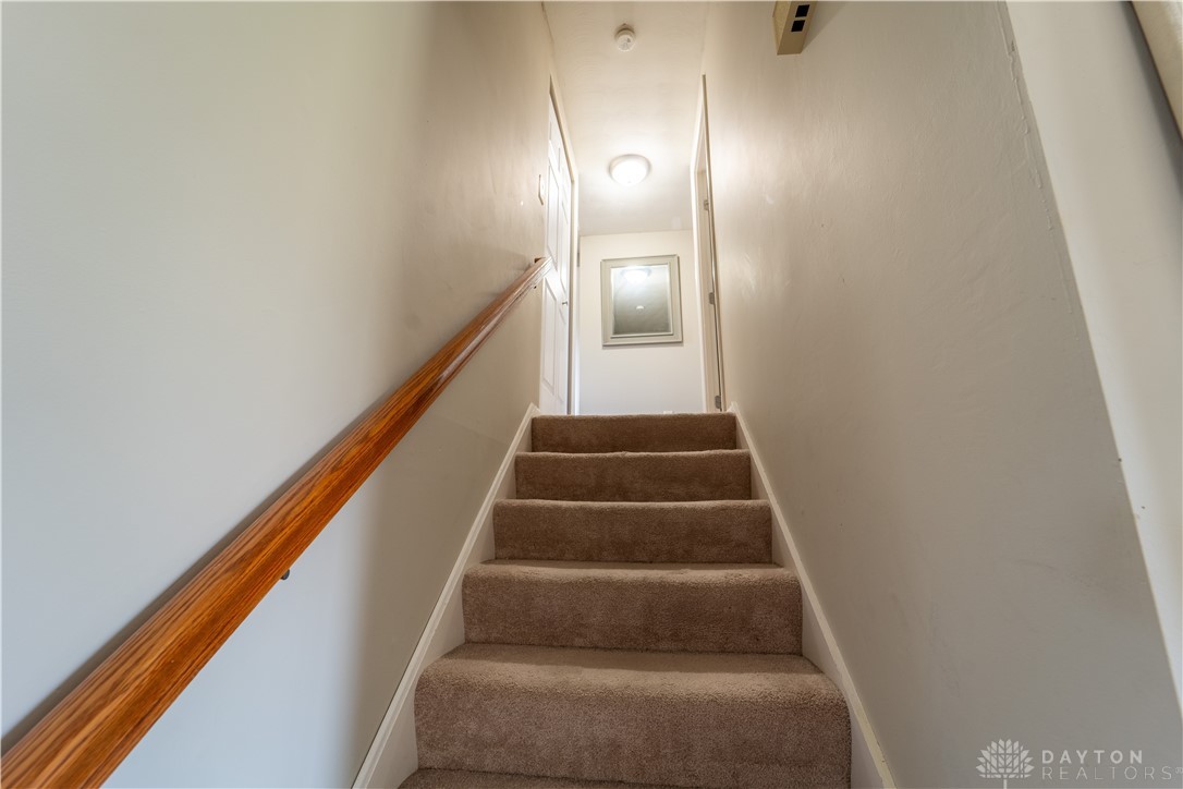 7000 Centerlawn Drive, Dayton, Ohio image 19