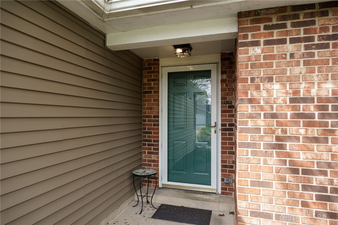 1013 Millerton Drive, Dayton, Ohio image 5