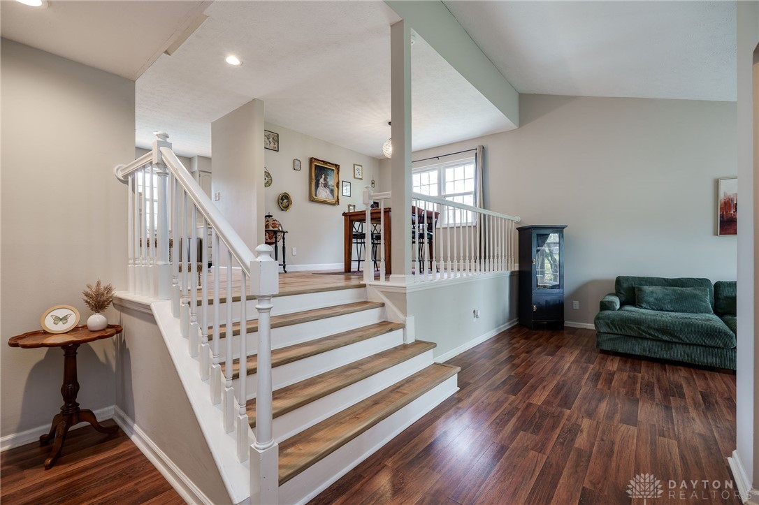 1013 Millerton Drive, Dayton, Ohio image 7