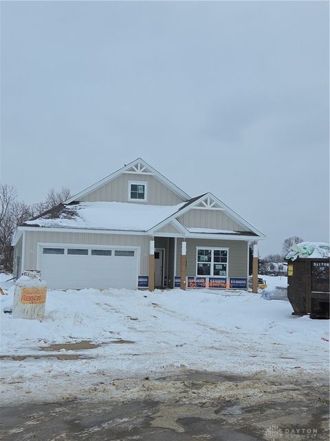 Photo of 3162 Scarborough Court, Butler Twp, OH 45414 (MLS # 949197)