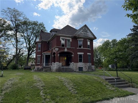 Photo of 221 Central Avenue, Dayton, OH 45406 (MLS # 957321)