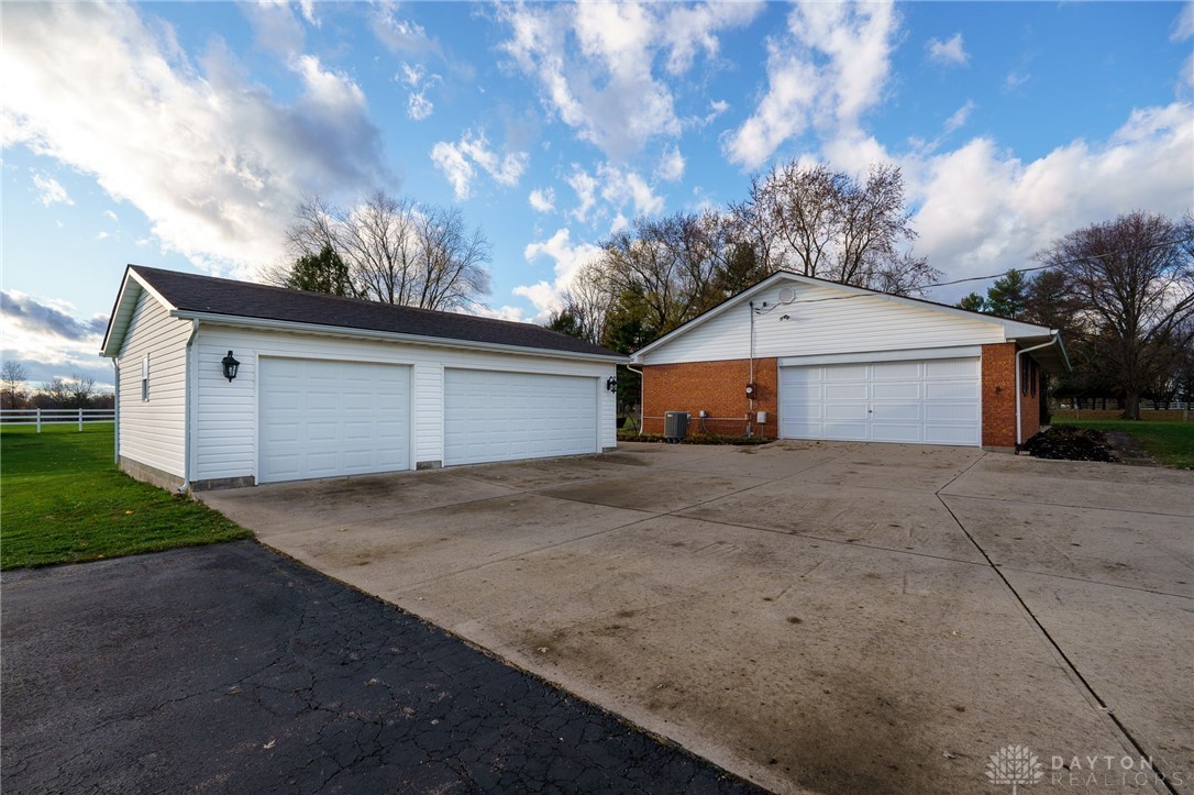 775 Van Eaton Road, Xenia, Ohio image 37