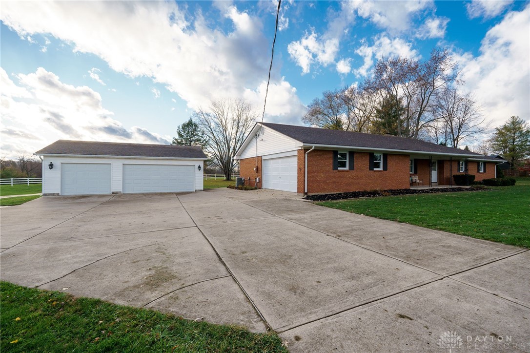 775 Van Eaton Road, Xenia, Ohio image 3