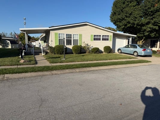 135 S POINT DR, FAIRBORN, OH 45324 - Image 27b994cbd1e2bf03e558d83294eb77e6/3218995846