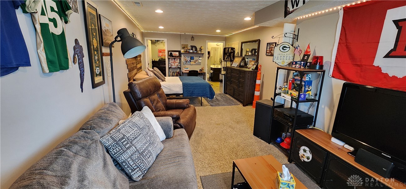 4078 Forestedge Street, Tipp City, Ohio image 39