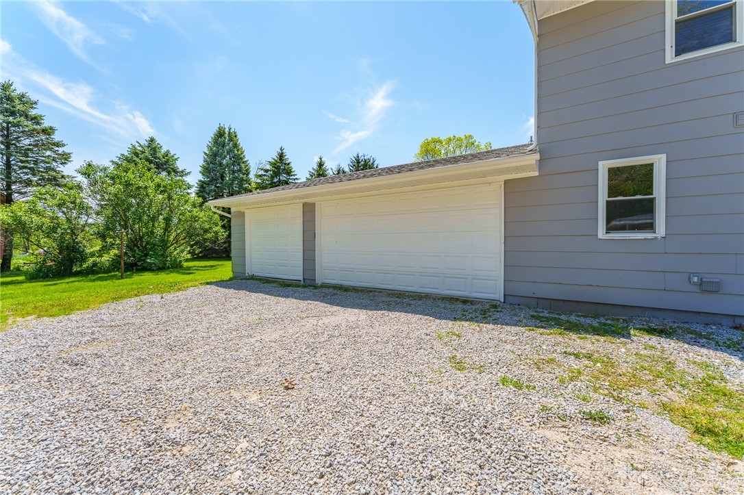 3835 Deweese Road, Troy, Ohio image 38