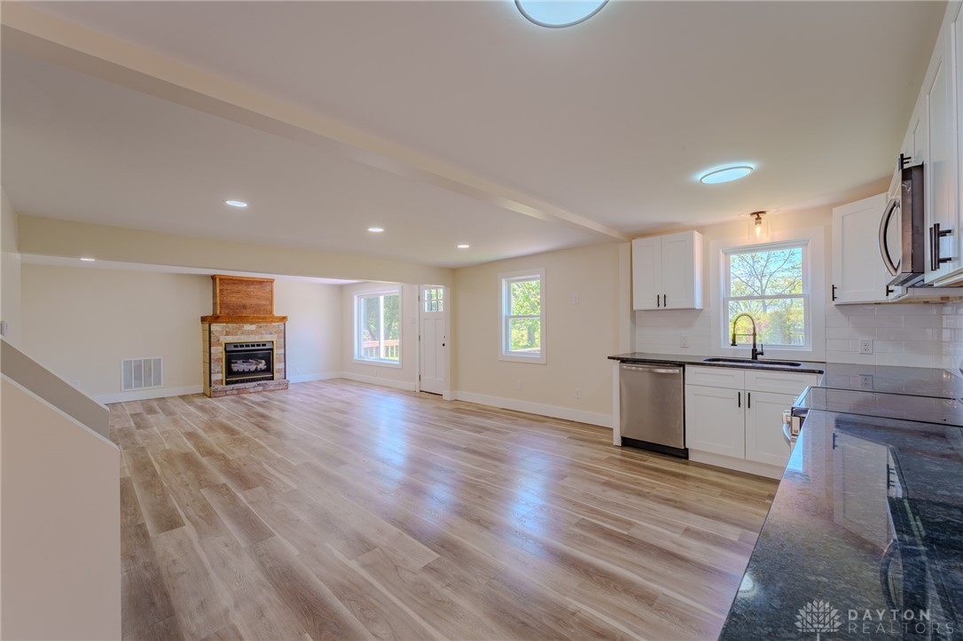 3835 Deweese Road, Troy, Ohio image 16