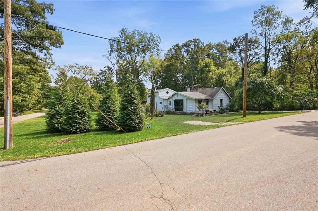325 N High Street