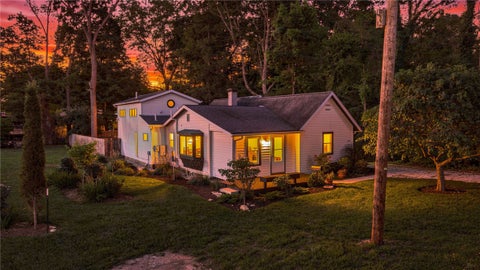 Photo of 325 N High Street, Yellow Springs Vlg, OH 45387 (MLS # 967280)