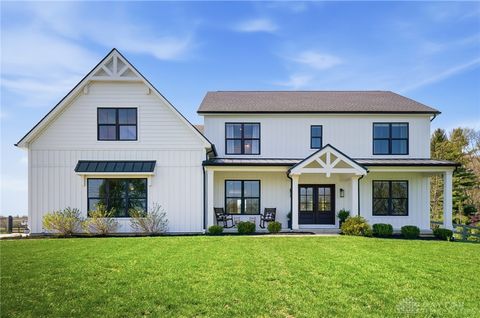 Photo of 7823 Township Line Road, Clearcreek Twp, OH 45068 (MLS # 956472)