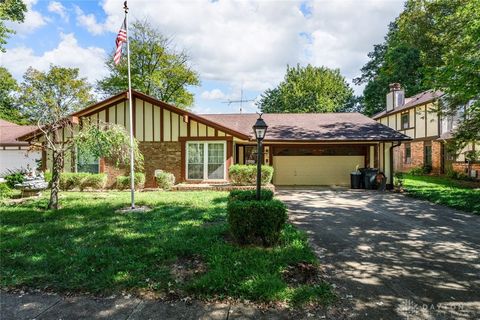 Photo of 420 Clearcreek Franklin Road, Springboro, OH 45066 (MLS # 945503)