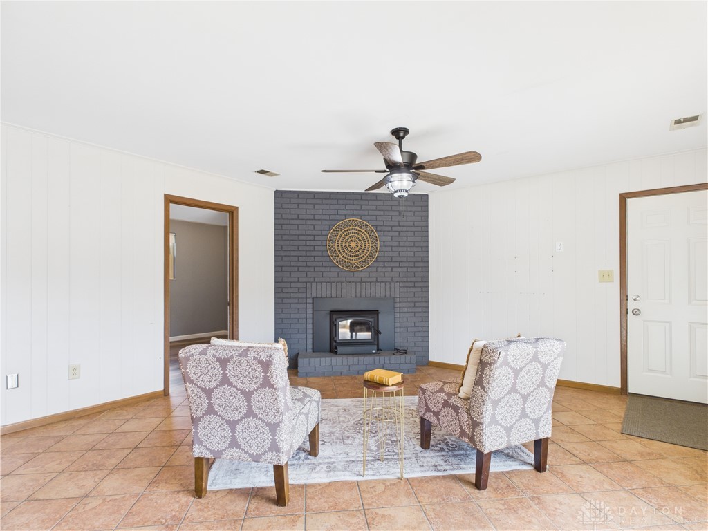 Centerville, Ohio 45459, United States, 4 Bedrooms Bedrooms, ,3 BathroomsBathrooms,Residential,Pending,213873