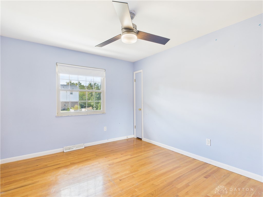 Centerville, Ohio 45459, United States, 4 Bedrooms Bedrooms, ,3 BathroomsBathrooms,Residential,Pending,213873