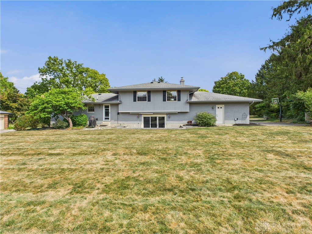 Centerville, Ohio 45459, United States, 4 Bedrooms Bedrooms, ,3 BathroomsBathrooms,Residential,Pending,213873