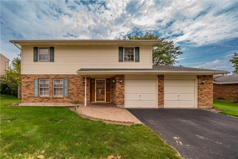Homes For Sale - 4012 Quail Bush Drive<br/> Montgomery County, Dayton, OH 45424