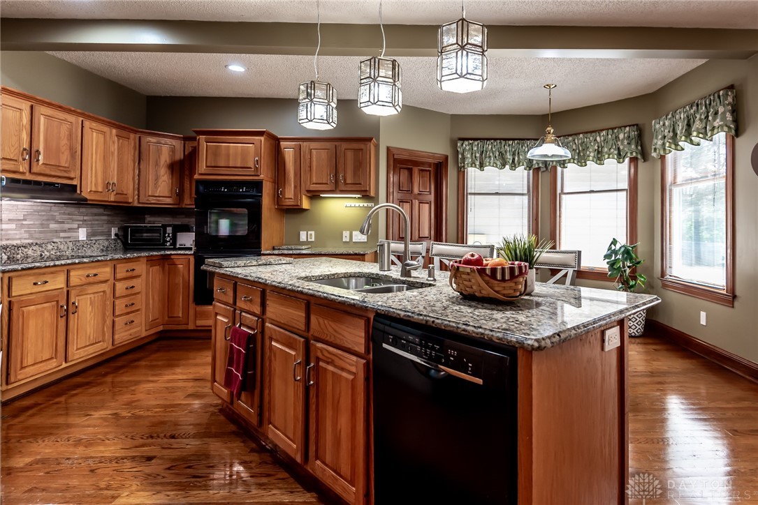 531 Quail Court, Lebanon, Ohio image 15