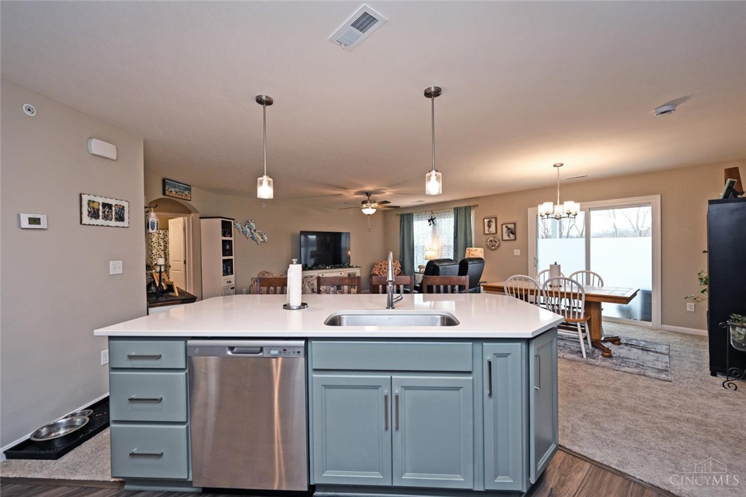 5881 Parkview Lane 201