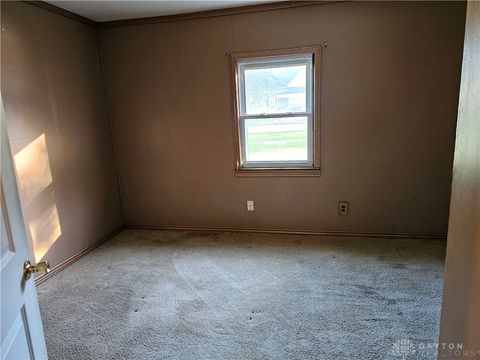 Tiny photo for 11 S Sycamore Street, Jamestown Vlg, OH 45335 (MLS # 946196)