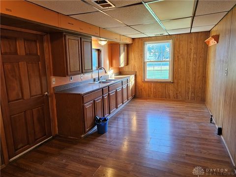 Tiny photo for 11 S Sycamore Street, Jamestown Vlg, OH 45335 (MLS # 946196)