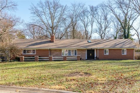 Photo of 5806 Folkestone Drive, Dayton, OH 45459 (MLS # 950920)