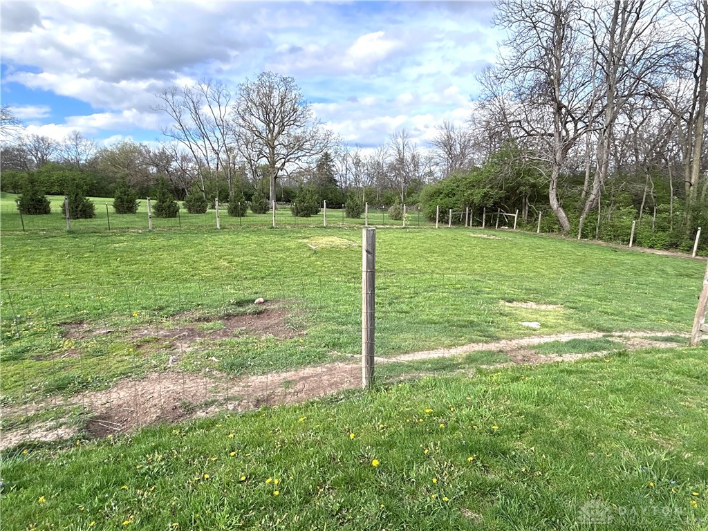 6933 Manning Road, Miamisburg, Ohio image 6
