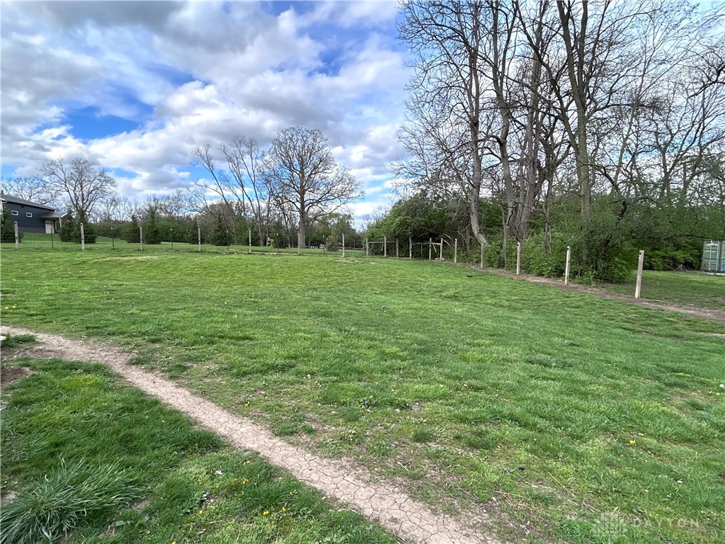 6933 Manning Road, Miamisburg, Ohio image 7