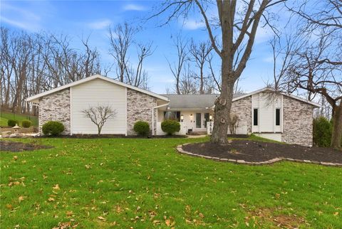 Photo of 2784 Stauffer Drive, Beavercreek, OH 45434 (MLS # 953930)