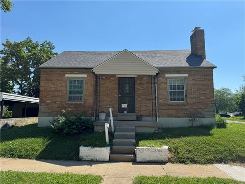 Homes For Sale - 3327 Earlham Drive<br/> Dayton, OH 45406