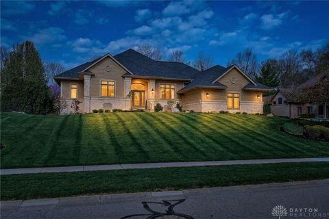 Photo of 1475 Country Wood Drive, Bellbrook, OH 45440 (MLS # 957015)