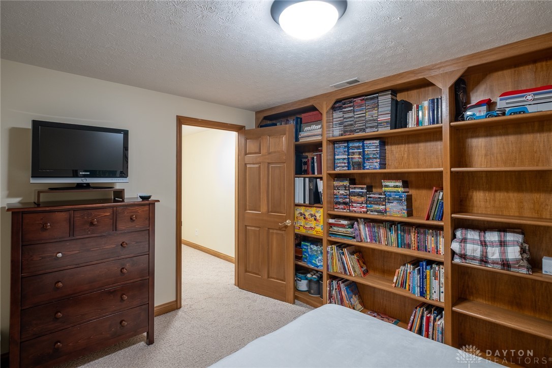 774 Autumn Leaf Drive, Beavercreek, Ohio image 37