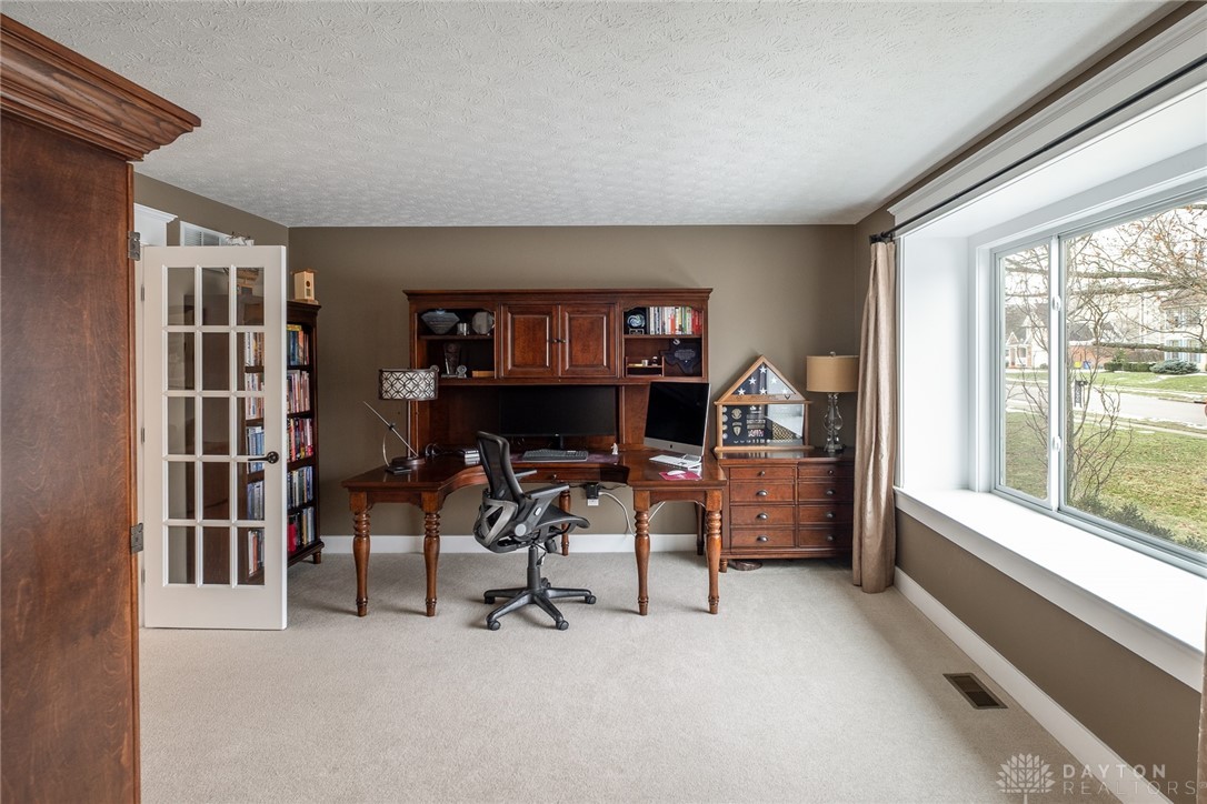 774 Autumn Leaf Drive, Beavercreek, Ohio image 6