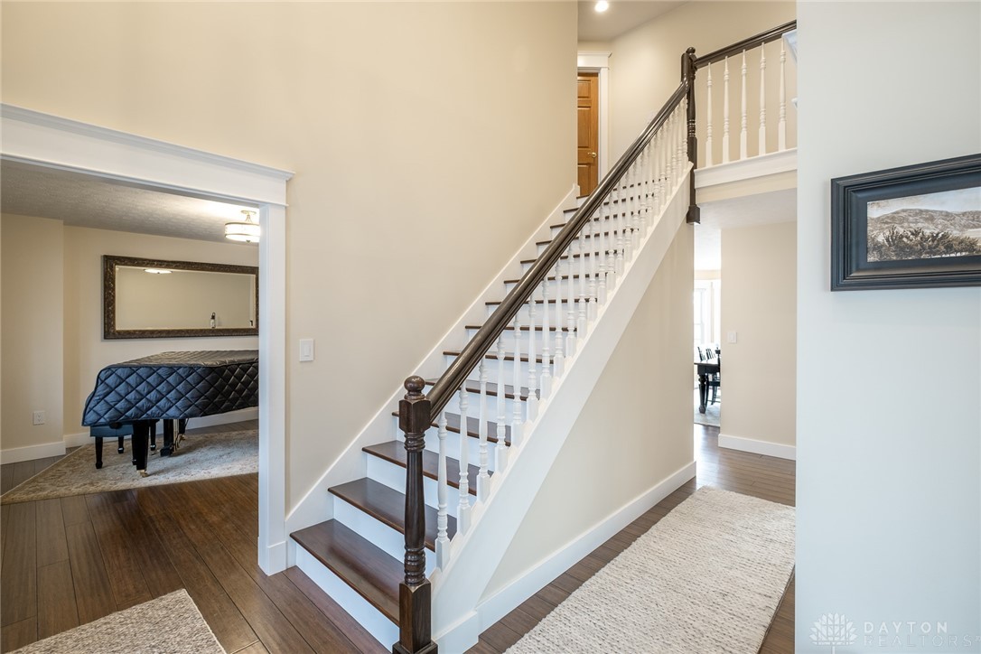 774 Autumn Leaf Drive, Beavercreek, Ohio image 2