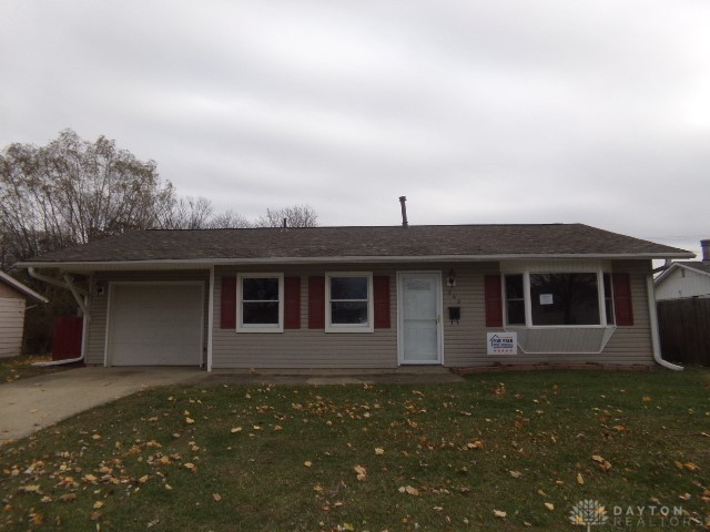 360 Gruen Drive, Springfield, Ohio image 14