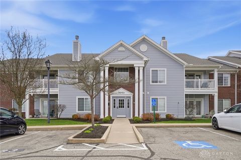 Photo of 3043 Cumberland Lane #205, Beavercreek, OH 45431 (MLS # 954954)