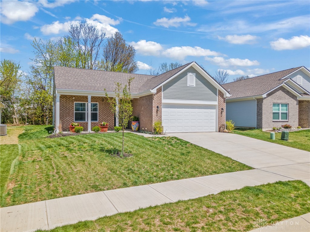 5017 Willow Road, Clayton, Ohio image 2