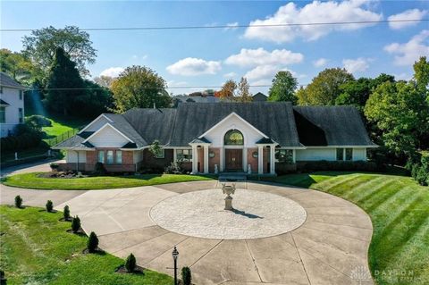 Photo of 1770 W Rahn Road, Dayton, OH 45459 (MLS # 945035)