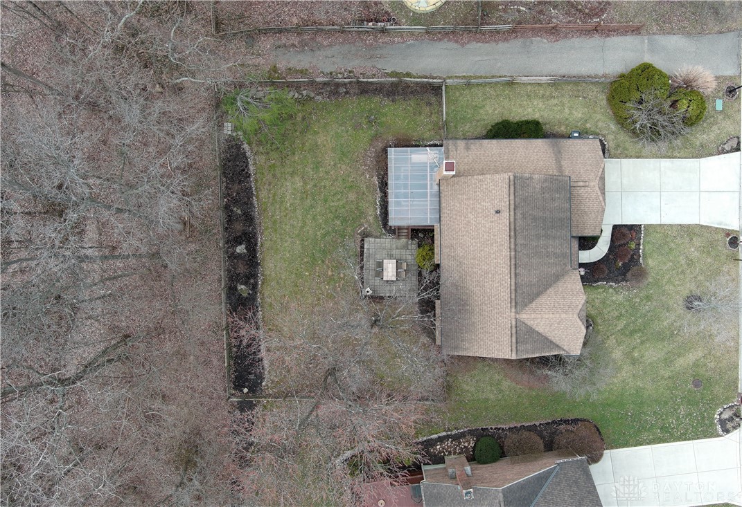 2401 Carriagegate Lane, Maineville, Ohio image 3