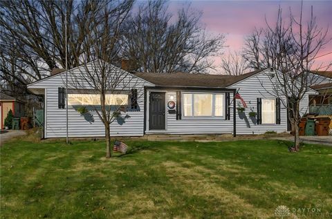 Homes For Sale - 229 Blosser Street<br/> New Lebanon, OH 45345