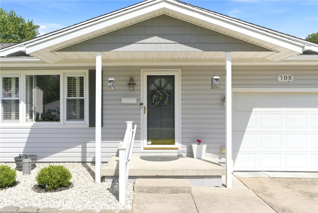 708 Lawnview Avenue